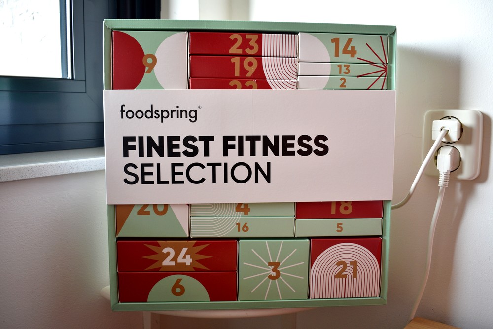 Buitenkant van de Finest Fitness Selection adventskalender van Foodspring
